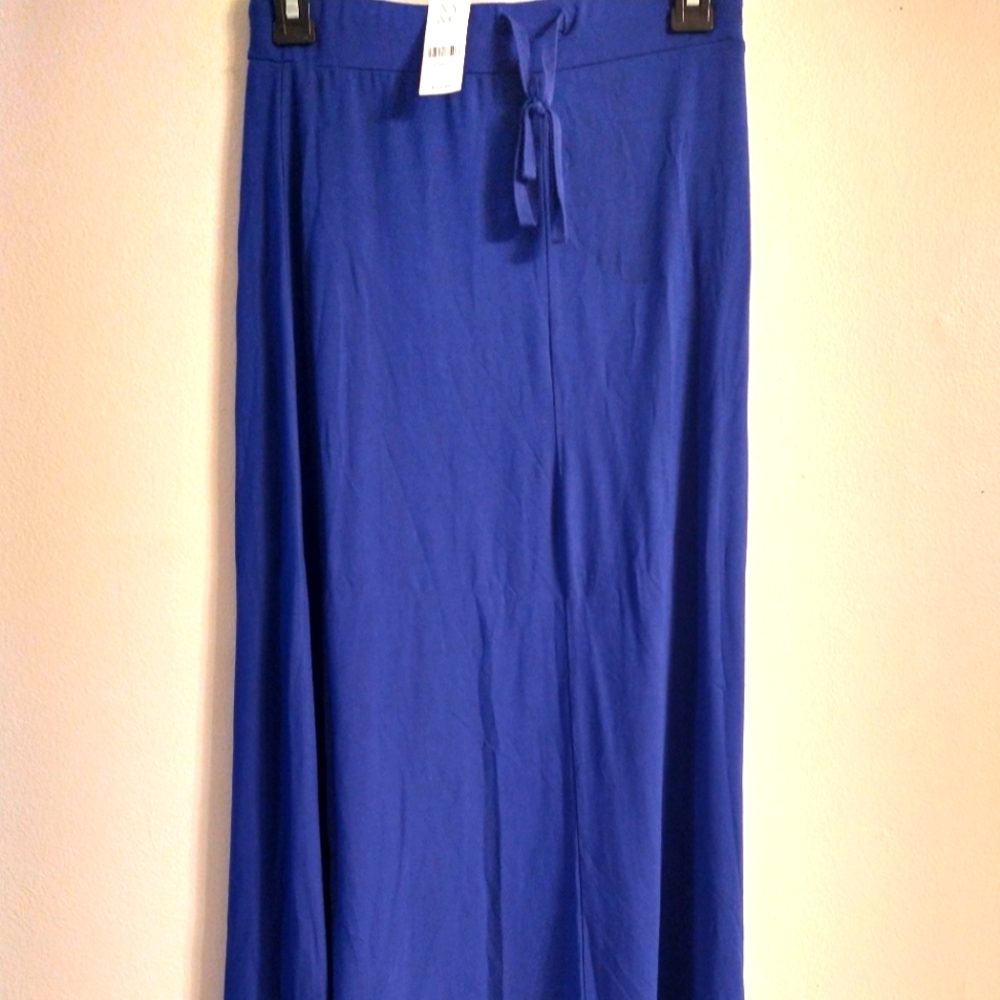 Navy blue long skirt